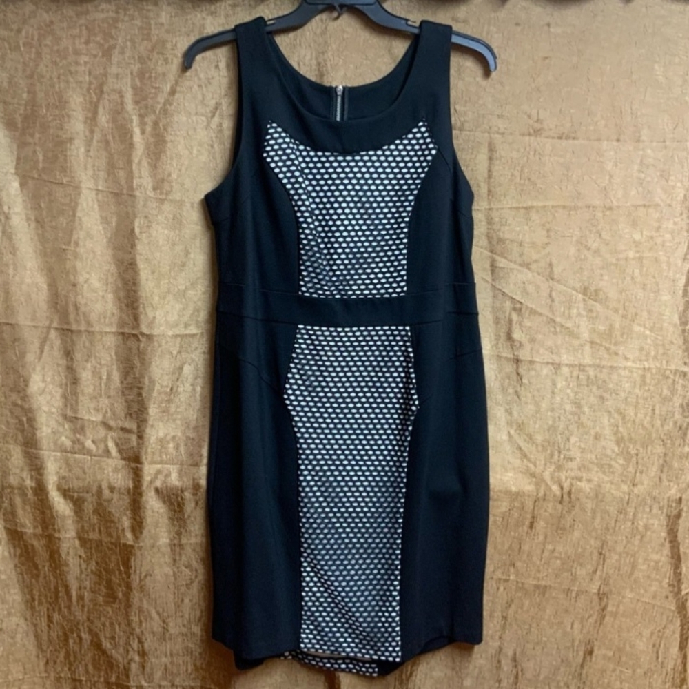 Lane Bryant Women's Size 18 Black And White Overlay Mesh